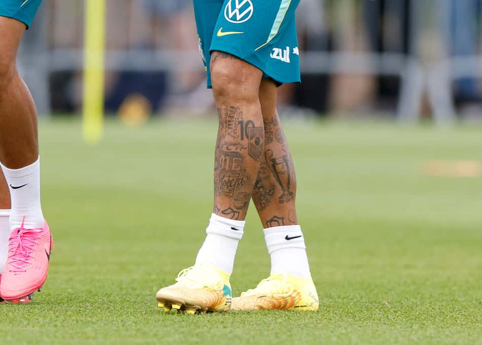 Chuteira utilizada por Neymar na Copa do Mundo