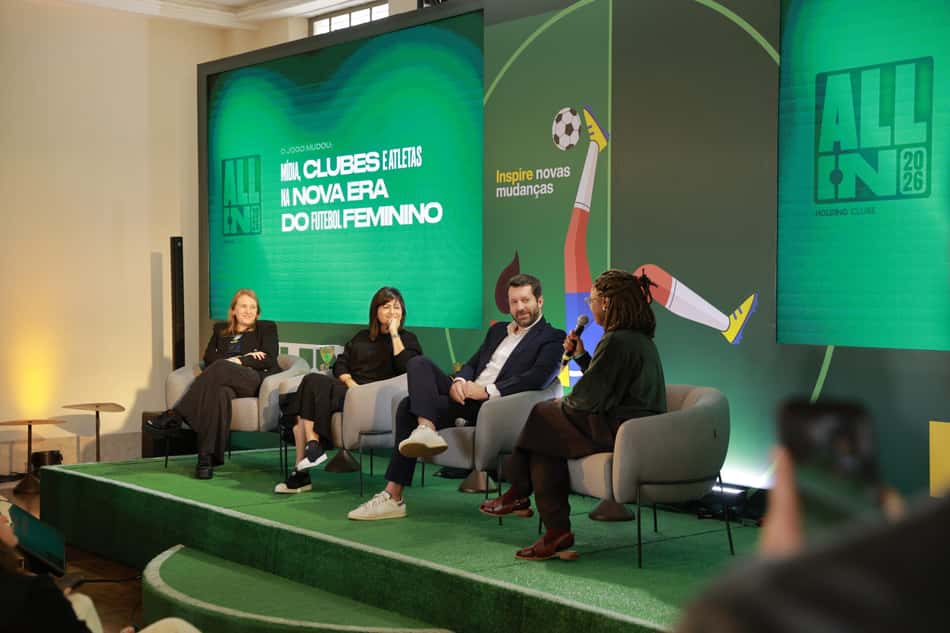 Claudia Paola Martinez, Gal Barradas, Thiago Jannuzzi e Gizele Costa no All In, em São Paulo. (Foto: All In/Divulgação)