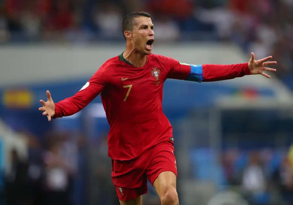 Cristiano Ronaldo Portugal x Espanha — Foto: Reuters