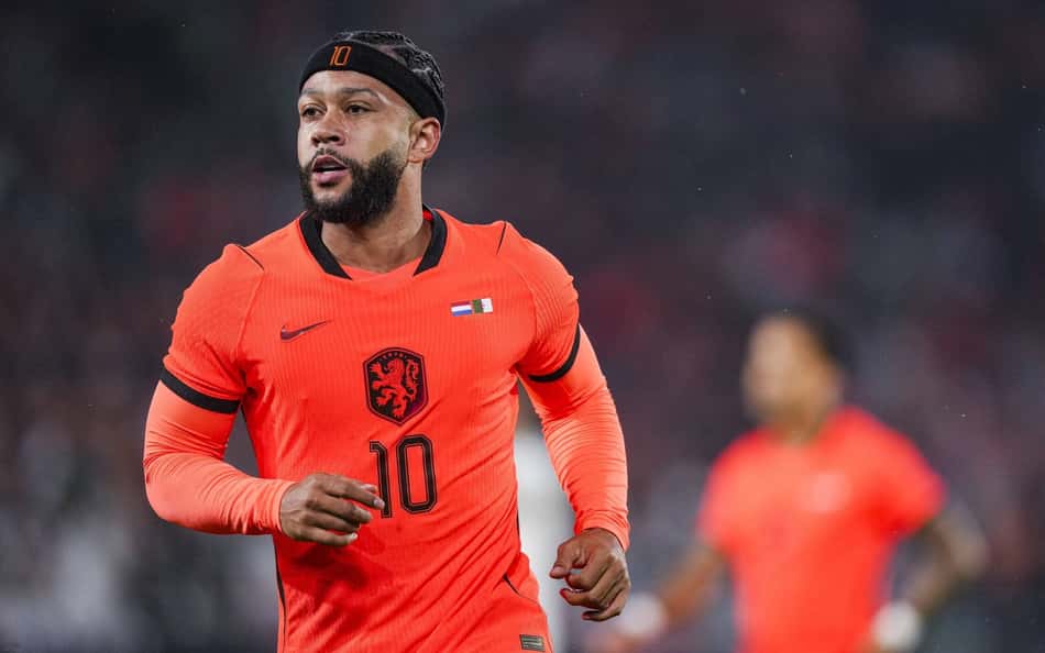 Memphis está entre os jogadores mais seguidos da Copa do Mundo; saiba a posição