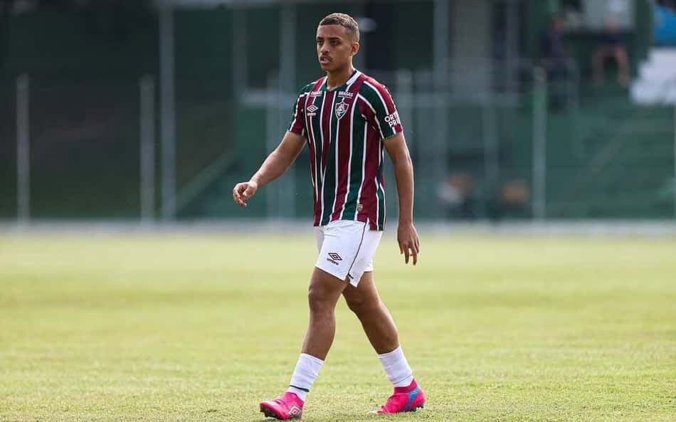 Fluminense acerta transferência de Davi Melo, filho de Felipe Melo
