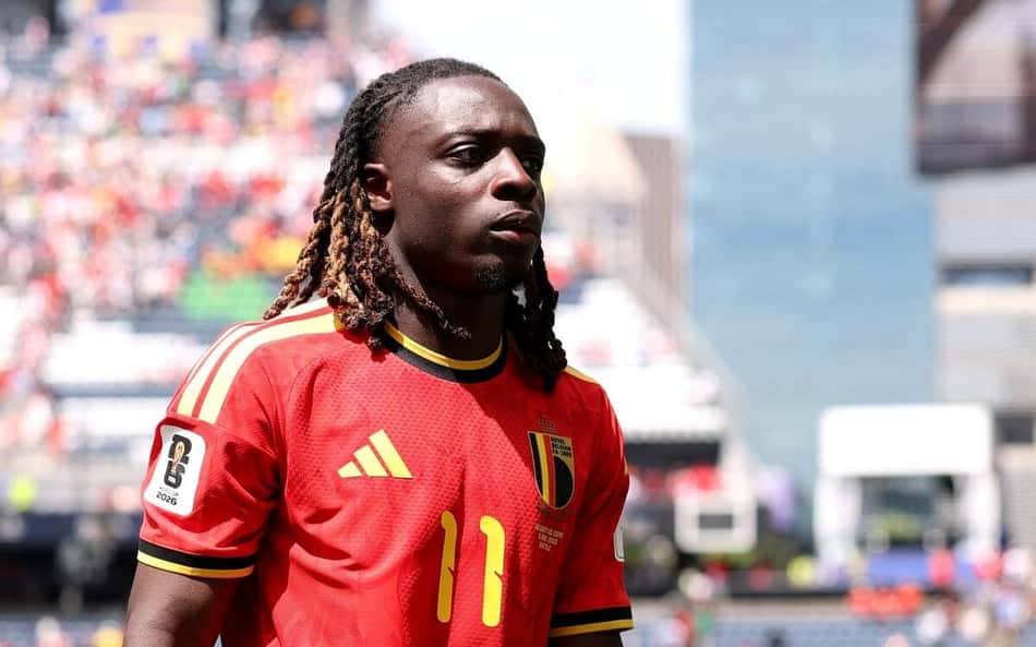 Doku vê filho nascer, mas volta para reforçar a Bélgica na Copa do Mundo