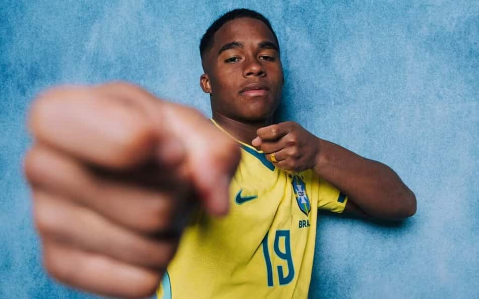 Endrick em Media Day pela Seleção para a Copa (Foto: Divulgação)
