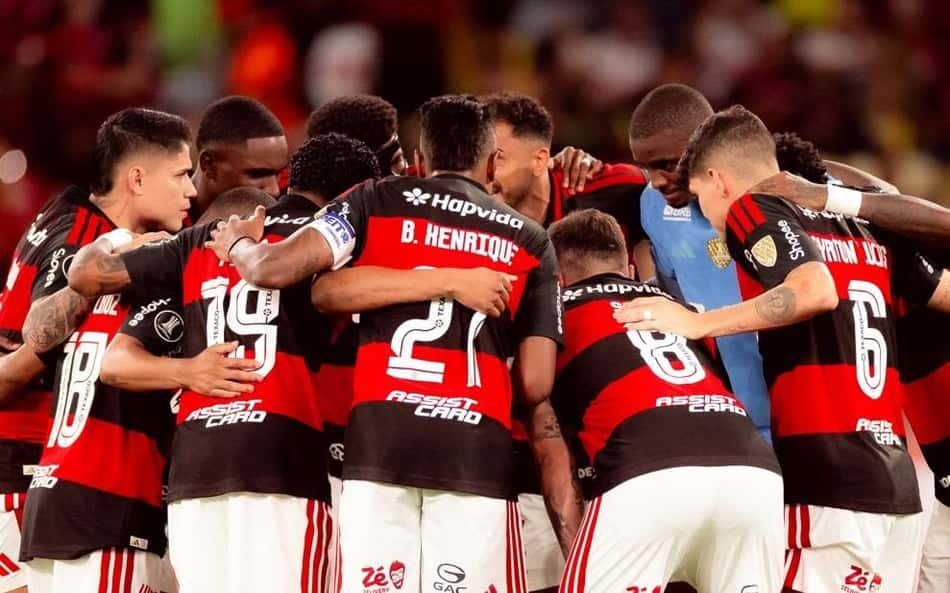Flamengo define perfil de reforços, mas cenário exige cautela no mercado