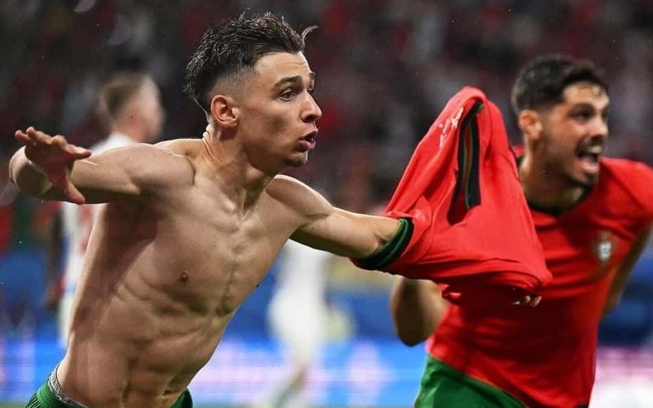 , Jogador da Juventus, Francisco Conceição comemora gol pela Seleção de Portugal (Foto: Reprodução/UEFA)