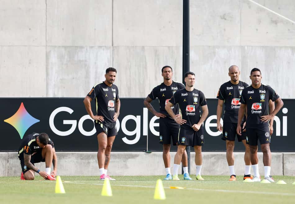 Gabriel Magalhães e Gabriel Martinelli participaram do treino em Nova Jersey