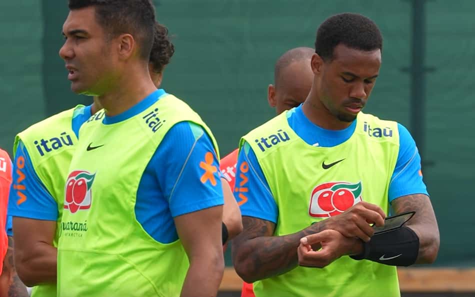 Gabriel Magalhães utiliza tecnologia no treino da Seleção