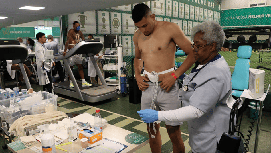 Goleiro Kaique retorna ao Palmeiras