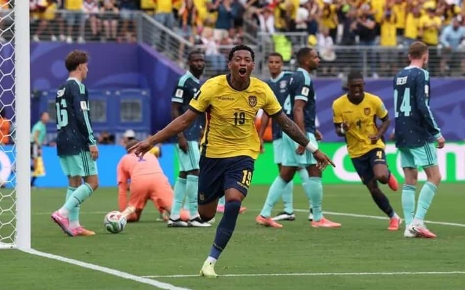 Plata vinga Flamengo contra Neuer e vira herói do Equador na Copa do Mundo