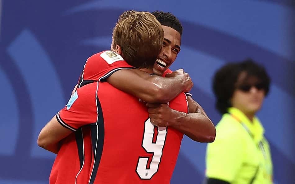 Inglaterra vence Panamá e se classifica na liderança do Grupo L da Copa