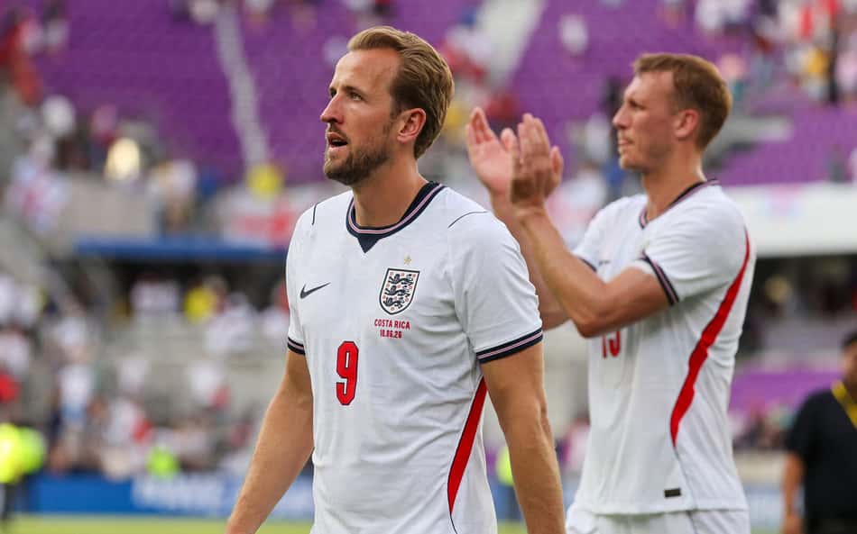 Harry Kane em ação pela seleção da Inglaterra (Foto: Alex Menedez/ AFP)