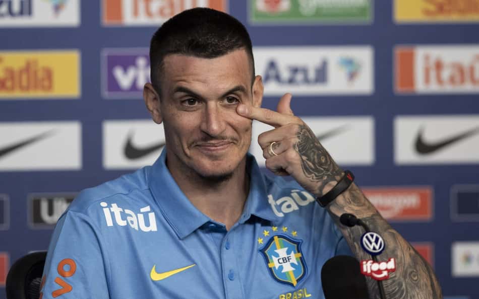 Ibañez disputa com Danilo a vaga na lateral direita na estreia do Brasil na Copa contra o Marrocos