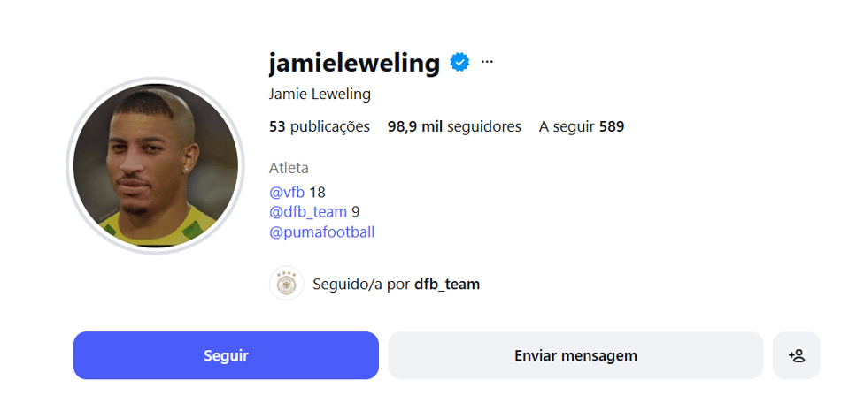 Jamie Leweling, camisa 9 da Alemanha na Copa, homenageou Ronald Fenômeno
