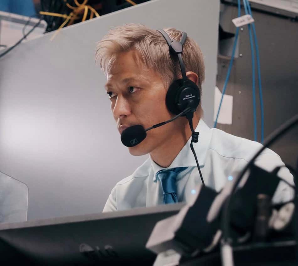 Keisuke Honda é comentarista da TV japonesa "NHK" durante a Copa do Mundo 2026