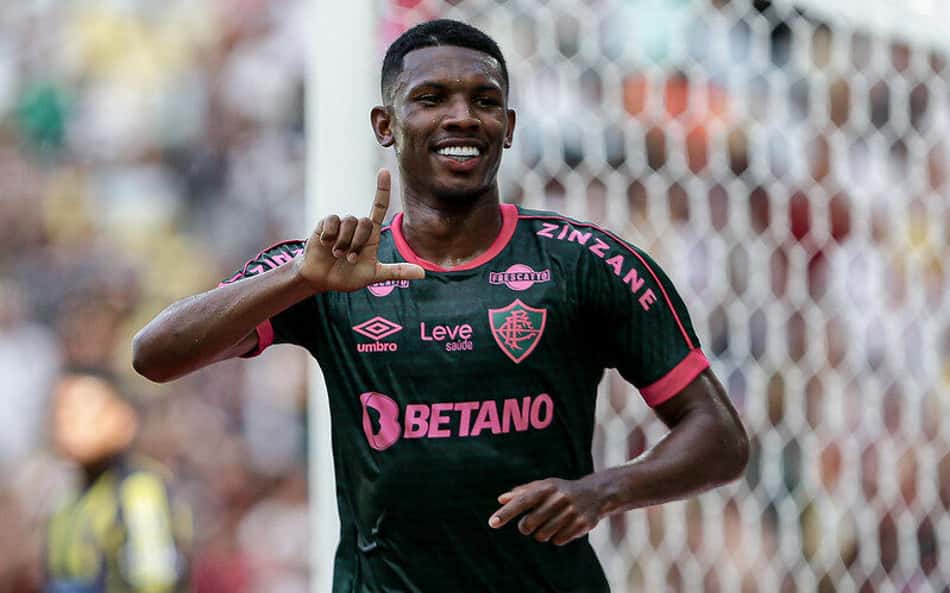 Fluminense amplia empréstimo de Lelê até junho de 2027