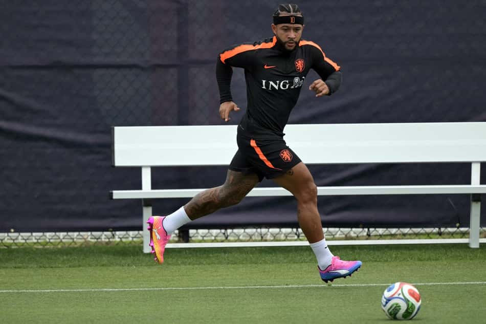 Memphis Depay, camisa 10 do Corinthians e da Holanda, está entre os jogadores mais seguidos da Copa do Mundo