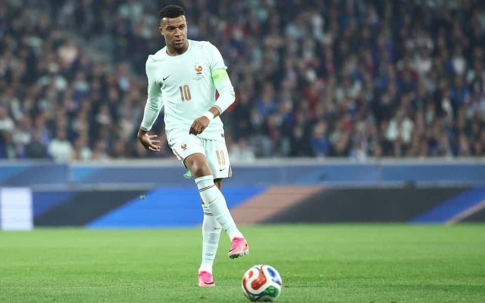 Mbappé (Photo by Sameer AL-DOUMY / AFP)