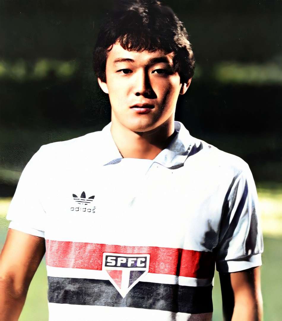 Musachi Mizushima quando defendia o São Paulo