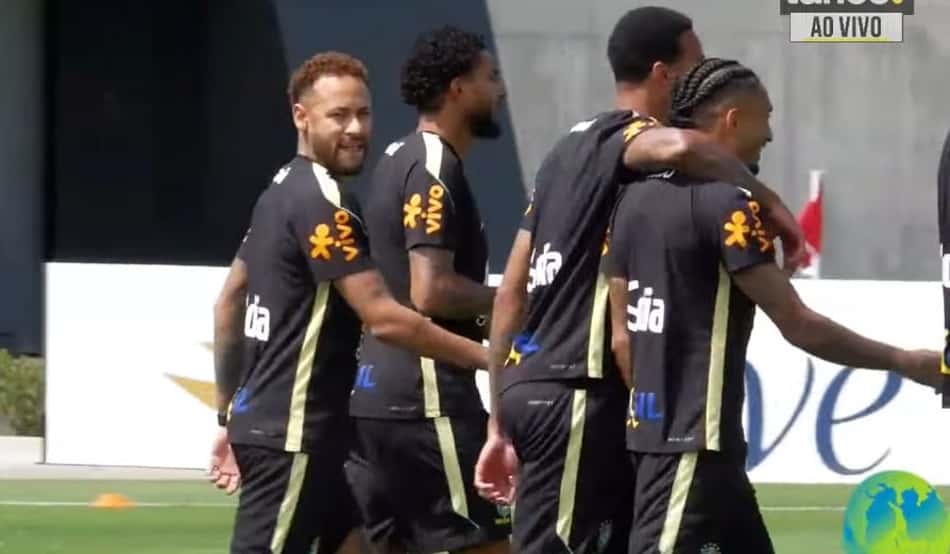 Seleção Brasileira está em terceiro lugar no Grupo C (Foto: Reprodução / LanceTV!)