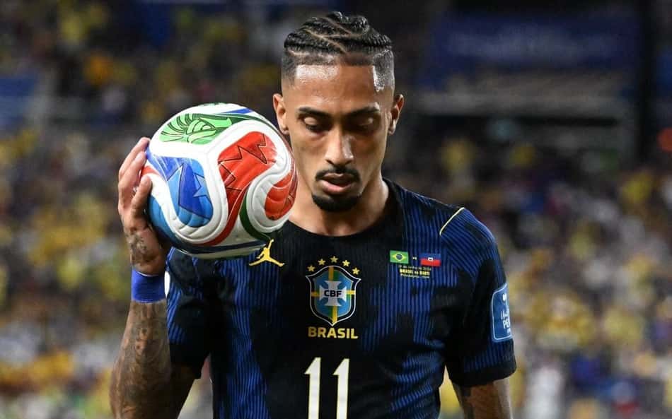 Bastidores da recuperação de Raphinha animam a Seleção