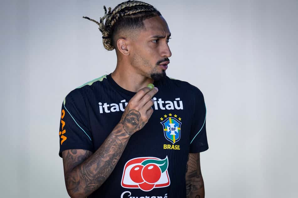 Raphinha em treino da Seleção Brasileira nos Estados Unidos antes de amistoso contra o Egito