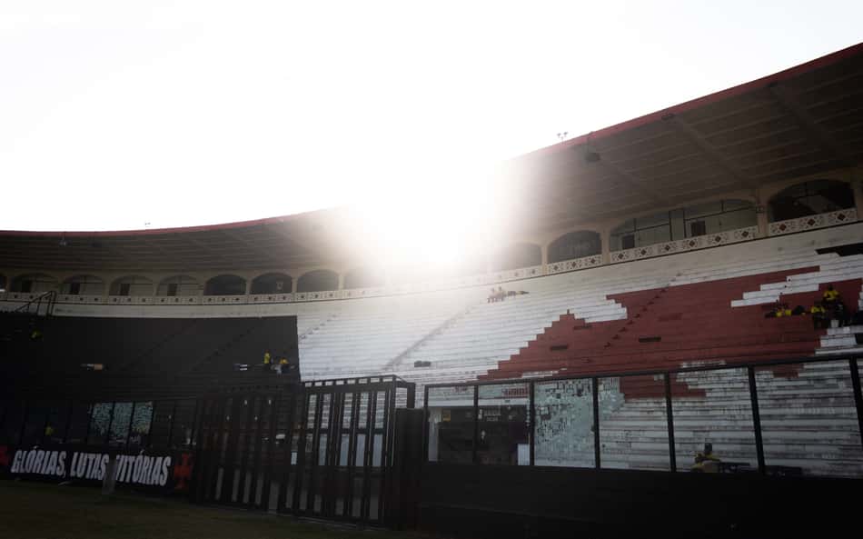 Primeiro semestre do Vasco termina em luta contra o Z-4 e contratações frustrantes