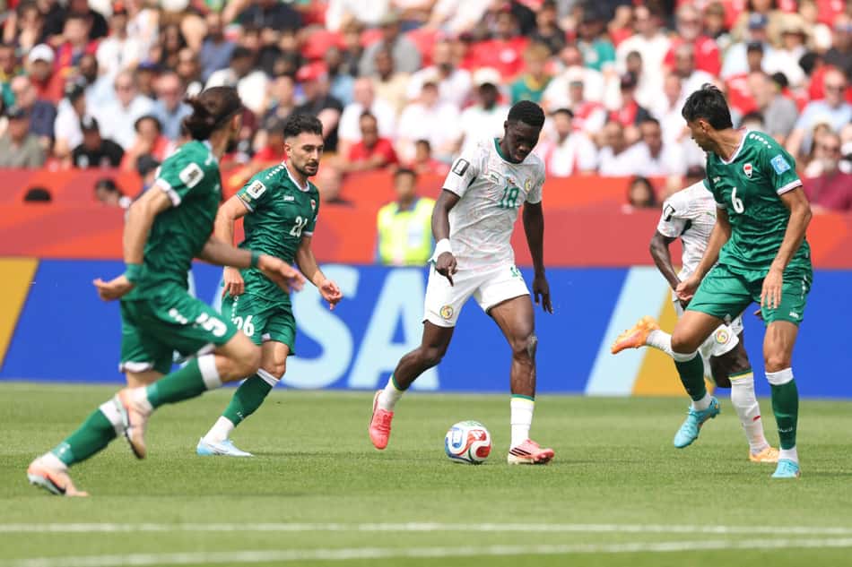 Sarr marcpu um dos gols de Senegal em cima do Iraque na Copa do Mundo