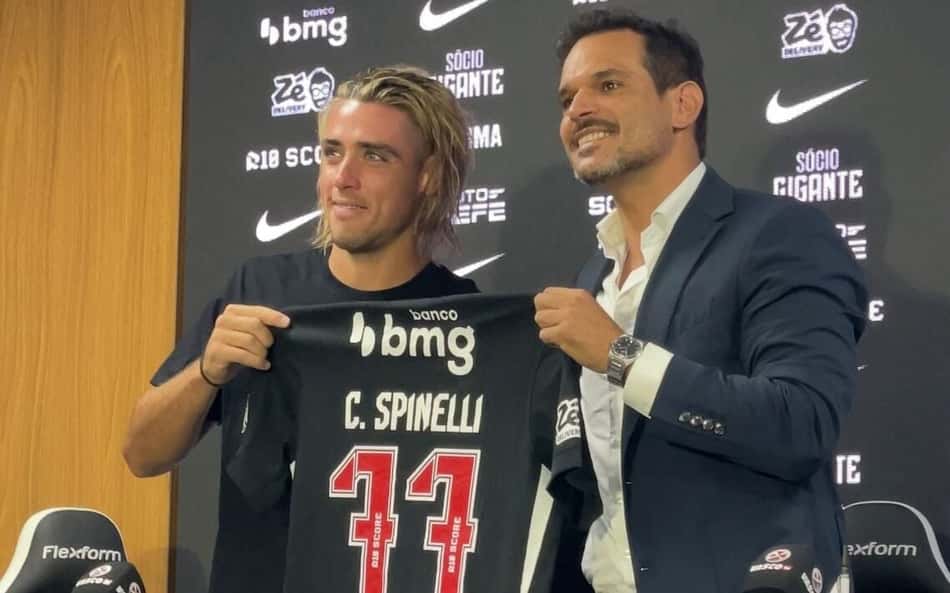 Spinelli em apresentação no Vasco da Gama