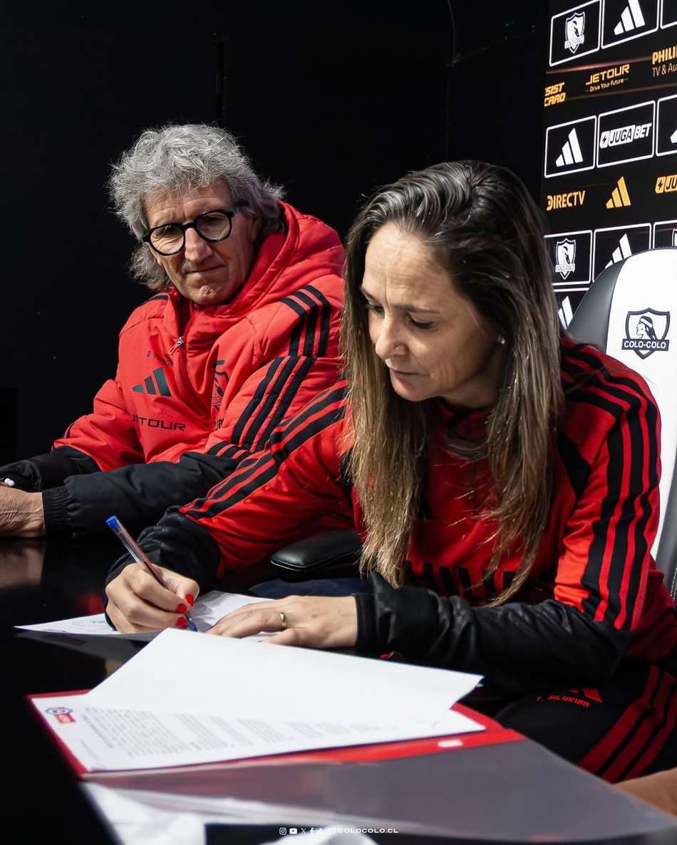 Tatiele Silveira renova com o Colo Colo. (Colo-Colo | Divulgação)