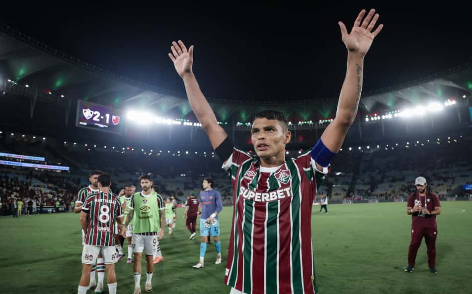 Thiago Silva se pronuncia pela primeira vez após acerto com o Fluminense