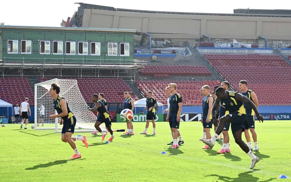 Copa do Mundo: arquibancada de possível rival do Brasil em Dallas desaba