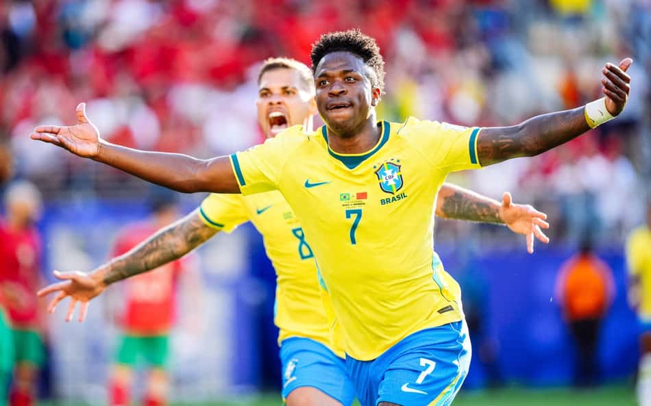 Vini Jr comemorando contra o Marrocos na Copa do Mundo (Foto: Richard Callis /Fotoarena/Folhapress)