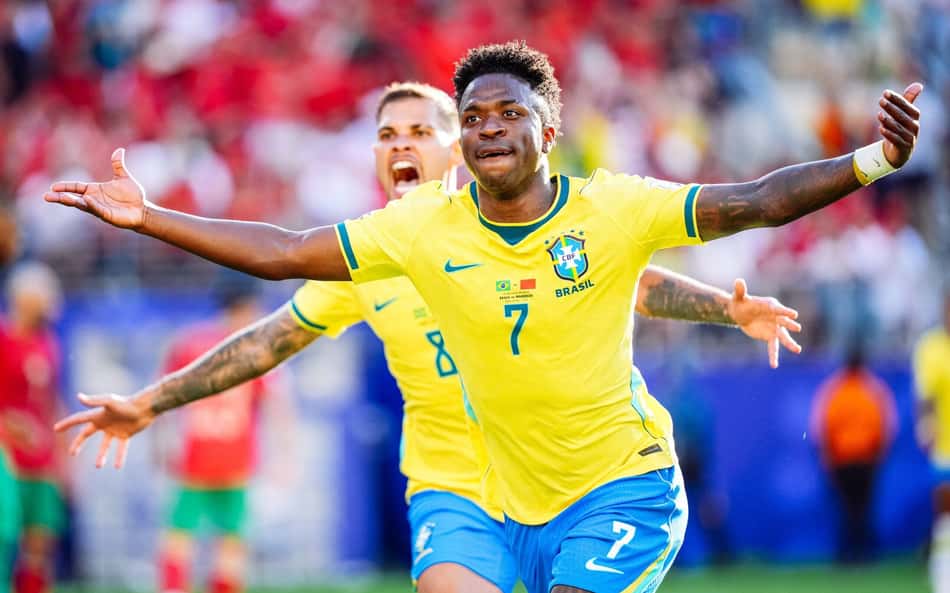 Vini Jr comemorando contra o Marrocos na Copa do Mundo (Foto: Richard Callis /Fotoarena/Folhapress)