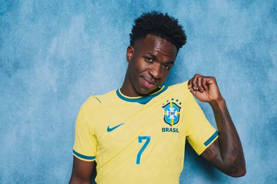 Vini Jr em Media Day pela Seleção para a Copa (Foto: Divulgação)