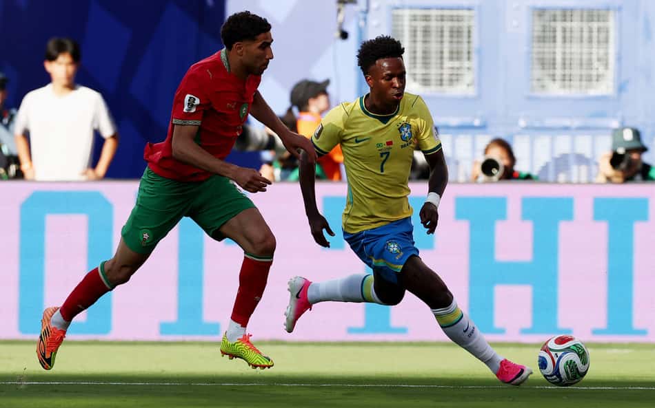 Vini Jr marcou gol de empate em Brasil x Marrocos (Foto: CHARLY TRIBALLEAU / AFP)
