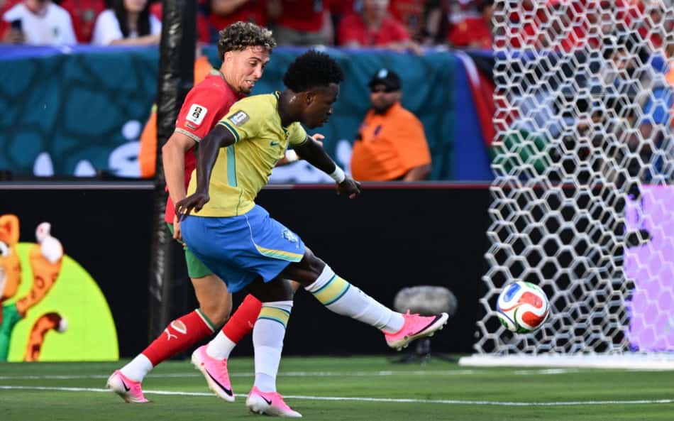 Quanto foi o jogo entre Brasil e Marrocos na estreia da Copa do Mundo?