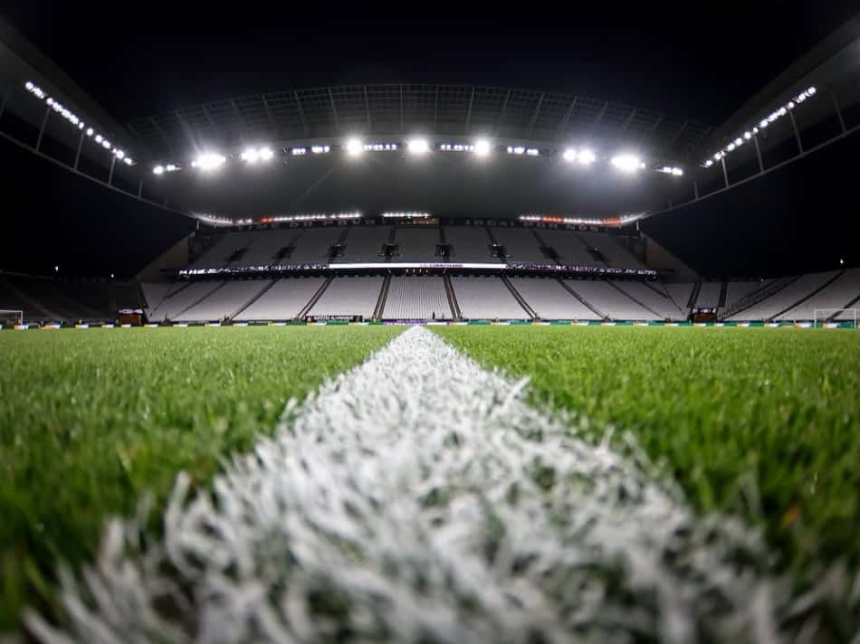 Corinthians sofre novo transfer ban da Fifa após não pagamento de dívida