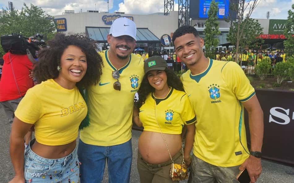Torcedores do Brasil fazem a festa na Filadélfia (Foto: Márcio Iannacca / Lance!)
