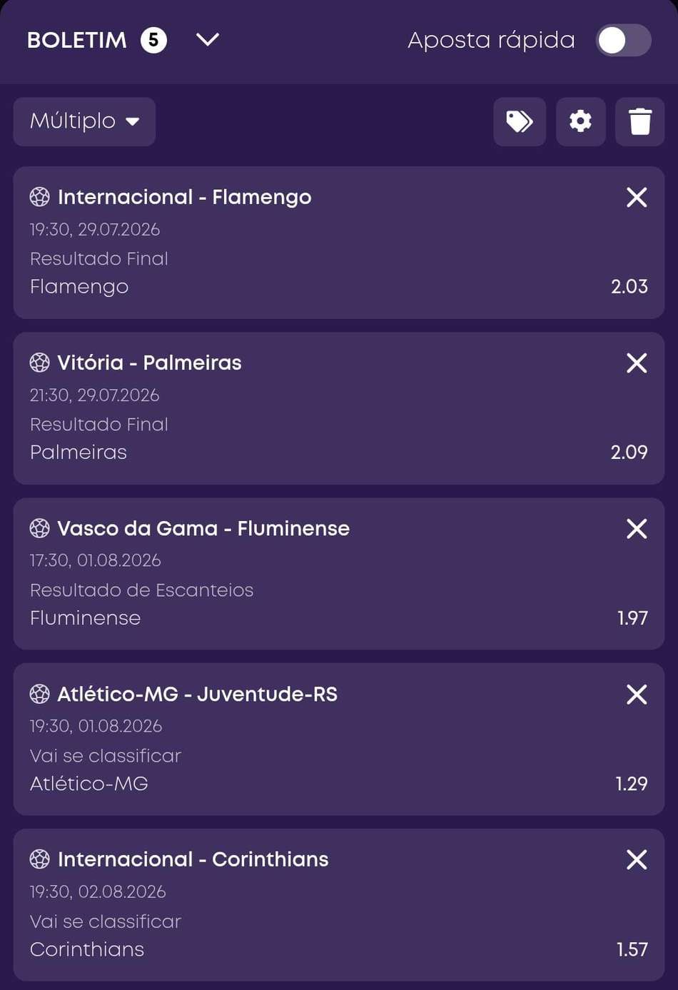 Captura da tela de apostas múltiplas em Intervalo/Final na Vbet.