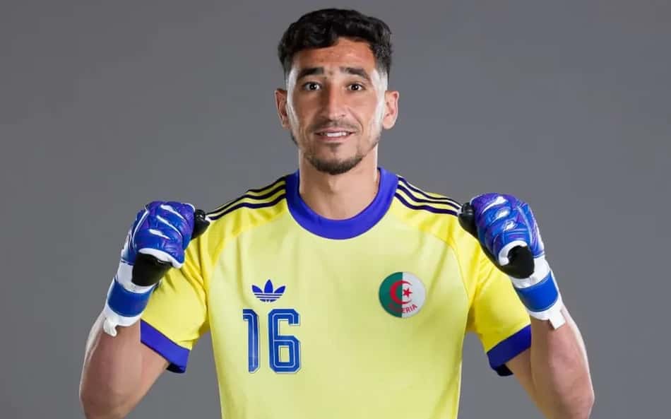 Goleiro desbanca filho de Zidane e vira titular da Argélia na Copa