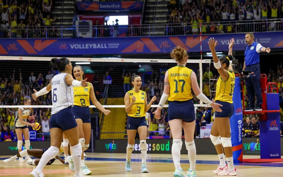 Brasil x Italia na Liga das Nações (Foto: CBV)
