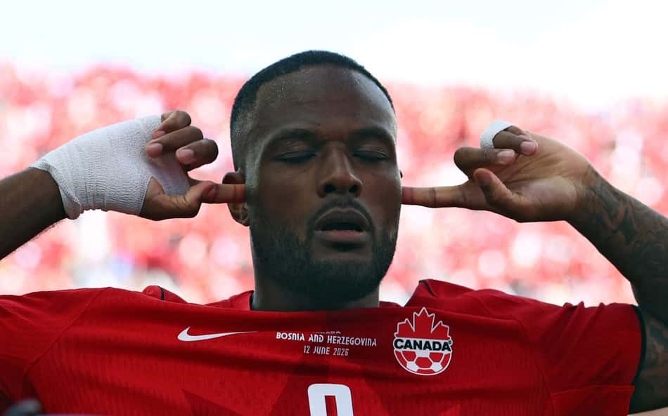Canadá encerra jejum histórico em Copas do Mundo ao empatar com a Bósnia