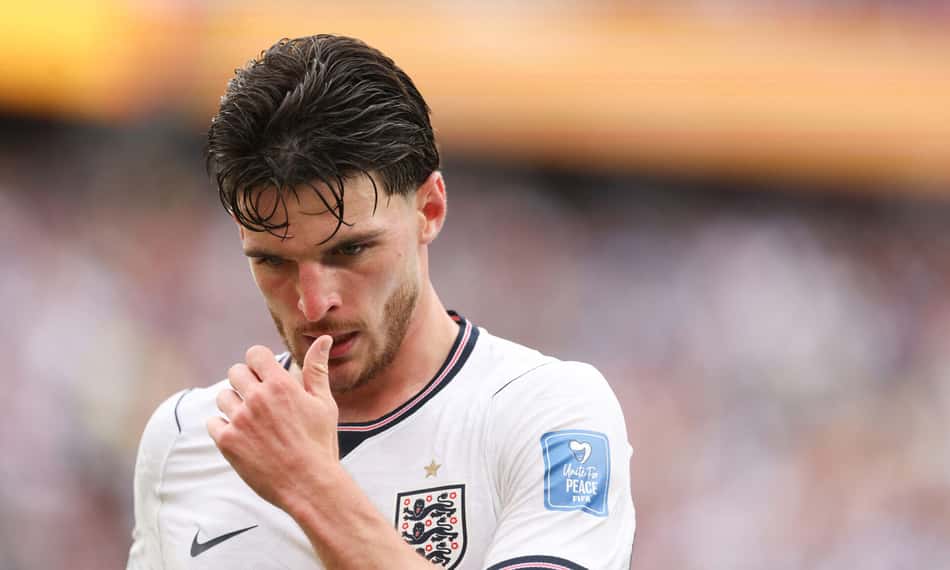 Declan Rice, da Inglaterra, em duelo contra Gana pela Copa do Mundo