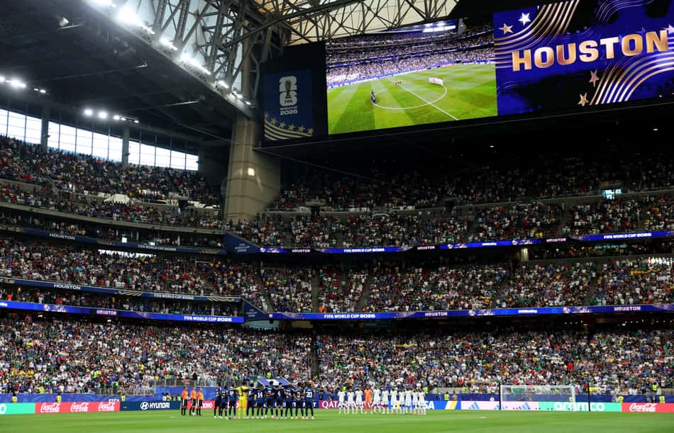 Antes de receber Brasil x Japão, Estádio de Houston foi palco da histórica classificação de Cabo Verde à segunda fase da Copa do Mundo