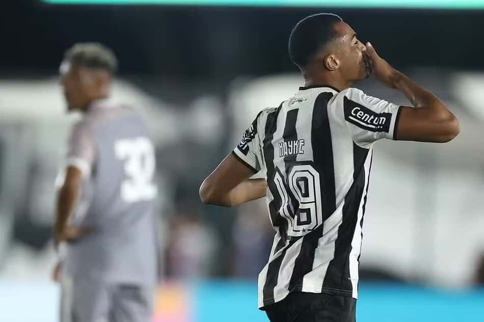 Kayke fez três gols pelo time principal do Botafogo (Foto: Vítor Silva/Botafogo)