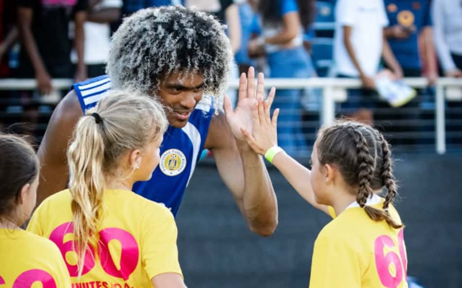 Quem é Tahith Chong, único jogador nascido em Curaçao na Copa do Mundo?