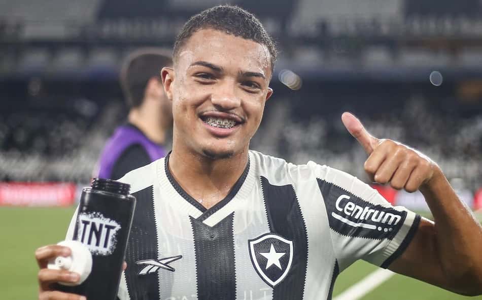 Botafogo empresta o atacante Kayke ao futebol japonês