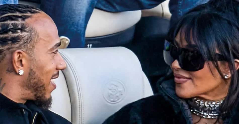 Lewis Hamilton e Kim Kardashian se olham