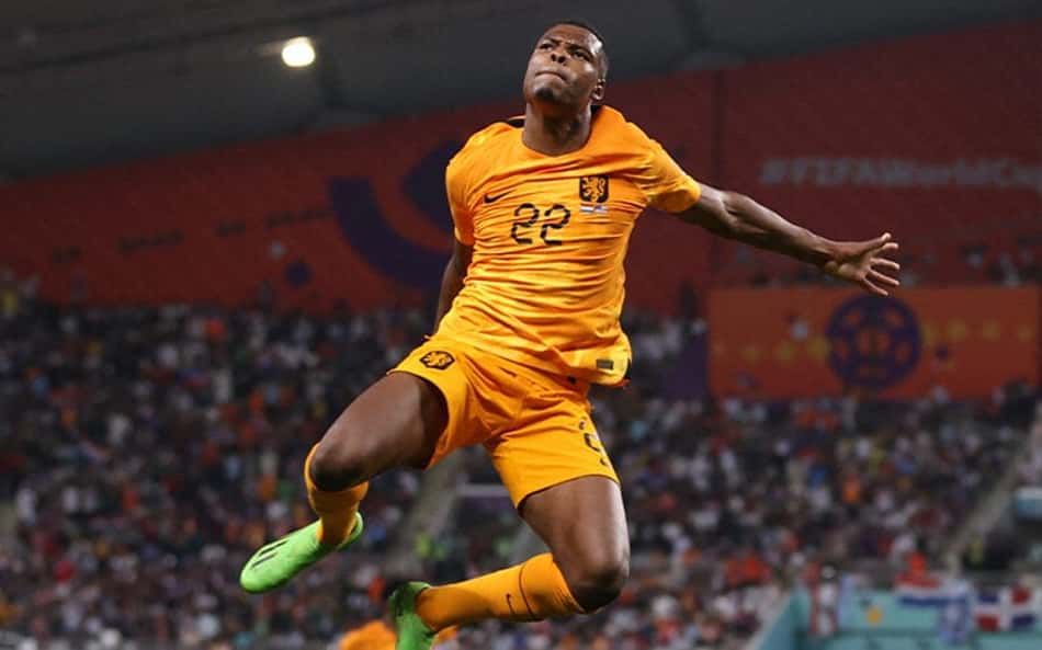 Real Madrid busca astro para repor saída de lenda após decepção com Arnold