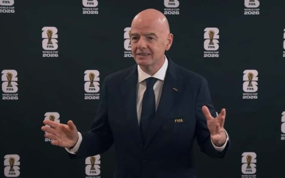 Infantino zoa Itália: 'Talvez se classificasse com 64 seleções'